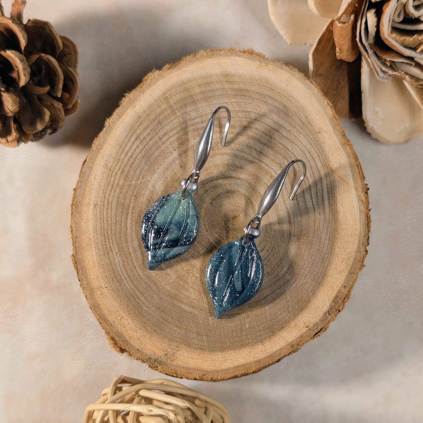 Boucles d’oreilles - Boules de Noël, Bleu Nuit Marbré & Argent