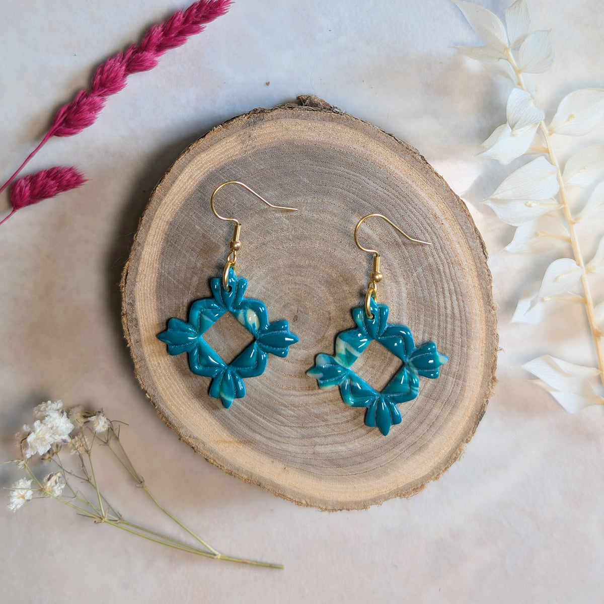 Boucles d'oreilles Couronne bleu marbre