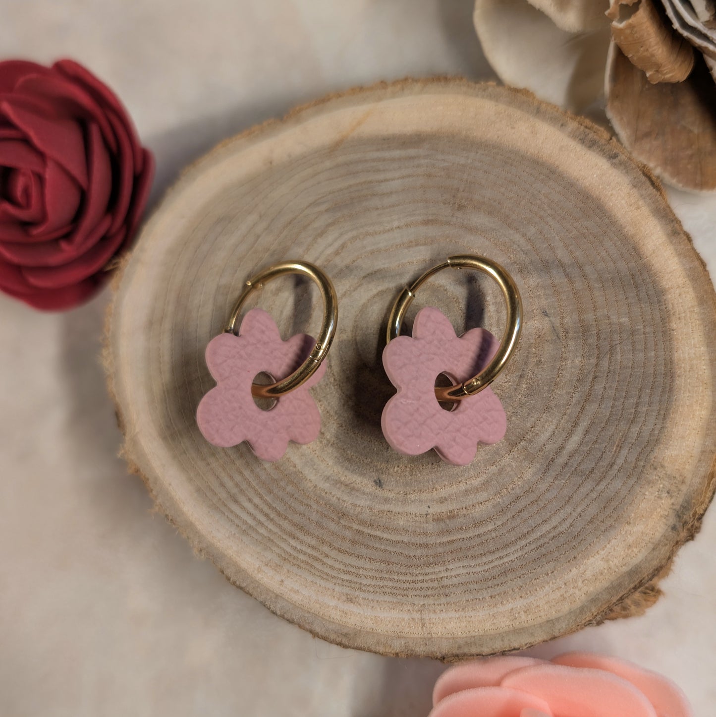 Pampille - fleur rose effet cuir